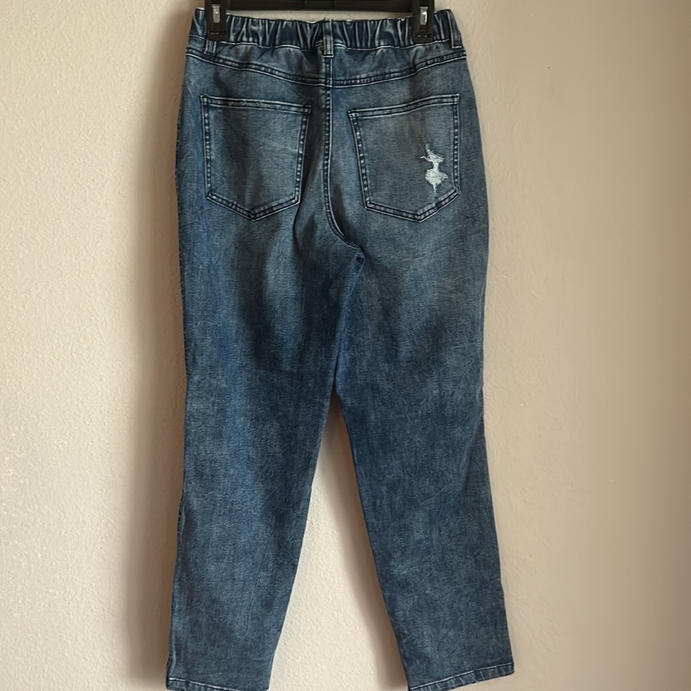 Jeans - Picture 4 of 4